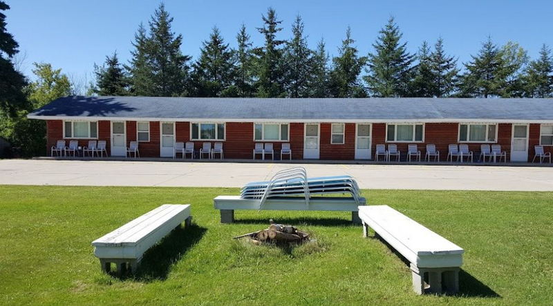 Pine River Motel (Moon-E-Motel) - From Website (newer photo)